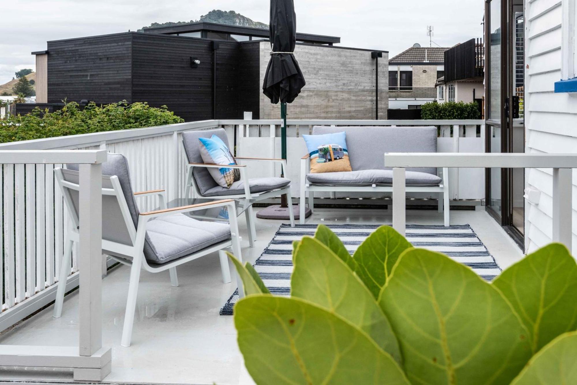 Awesome Beach House On Oceanview Road Mount Maunganui Luaran gambar